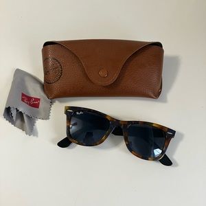 Ray-Ban Wayfarers blue tortoiseshell and blue lenses